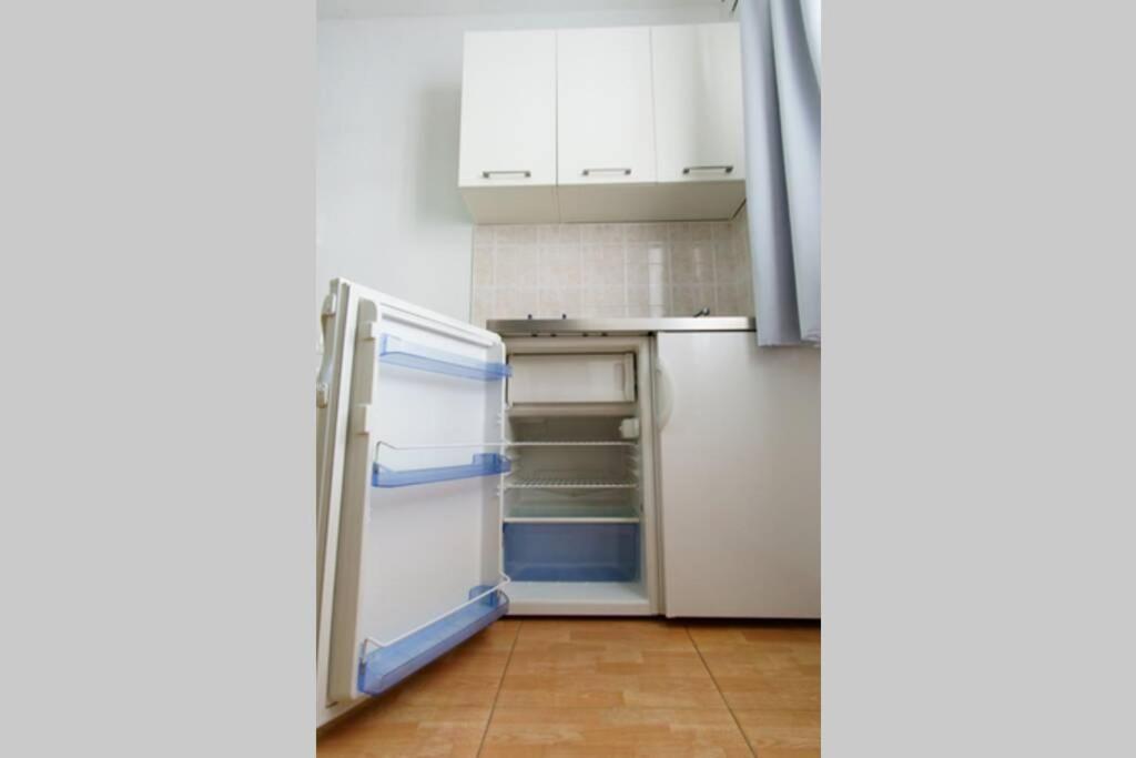 Lovely Studio Apartment For 2 Free Private Parking Makarska Extérieur photo