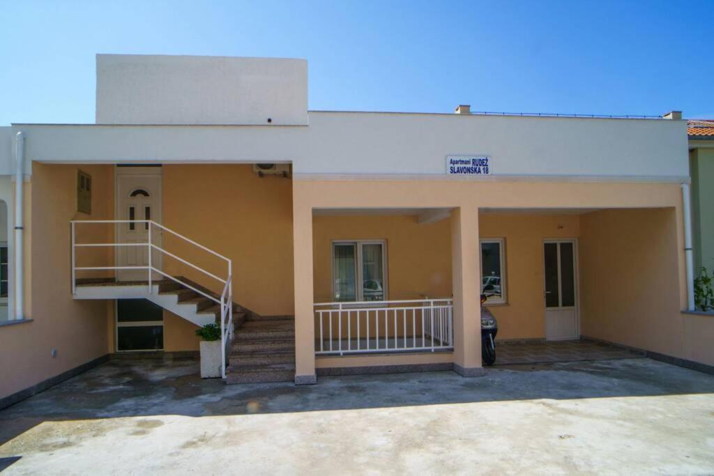 Lovely Studio Apartment For 2 Free Private Parking Makarska Extérieur photo